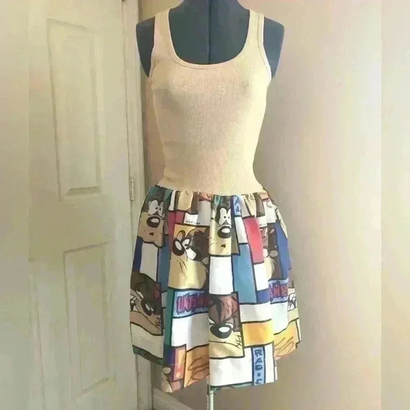 HANDMADE UPCYCLED LOONEY TOONS TANK DRESS BEST FITS SMALL-MEDIUM - Picture 2 of 3